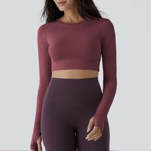 Halara N.W.T. M. Thumb Hole Sport Crppped Top